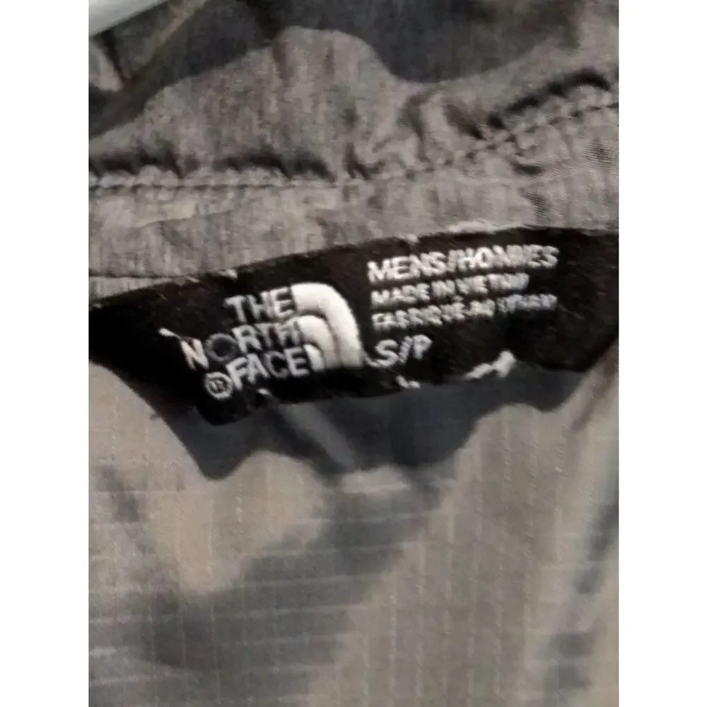 North Face men's gray  jacket
